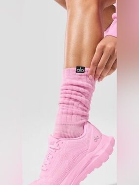 NWT ALO Yoga Unisex Scrunch Sock in Sweet Pink (Med - W 8-11.5)
